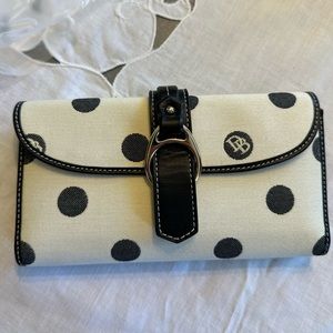 Vintage Dooney & Bourke cream monogram canvas/black leather wallet. Never used.